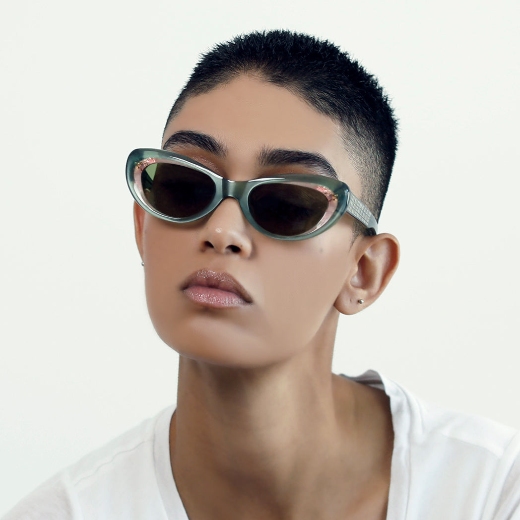 LIGHT GREEN AND PINK CLASSIC CAT EYE SUNGLASSES, GOLD METAL DETAILS. BROWN LENS. ART DECO DESIGN, LIMITED EDITION. DESIGNER EYEWEAR, LUXURY SUNGLASSES. CELEBRITY SUNGLASSES. FEMALE ENTREPRENEUR.