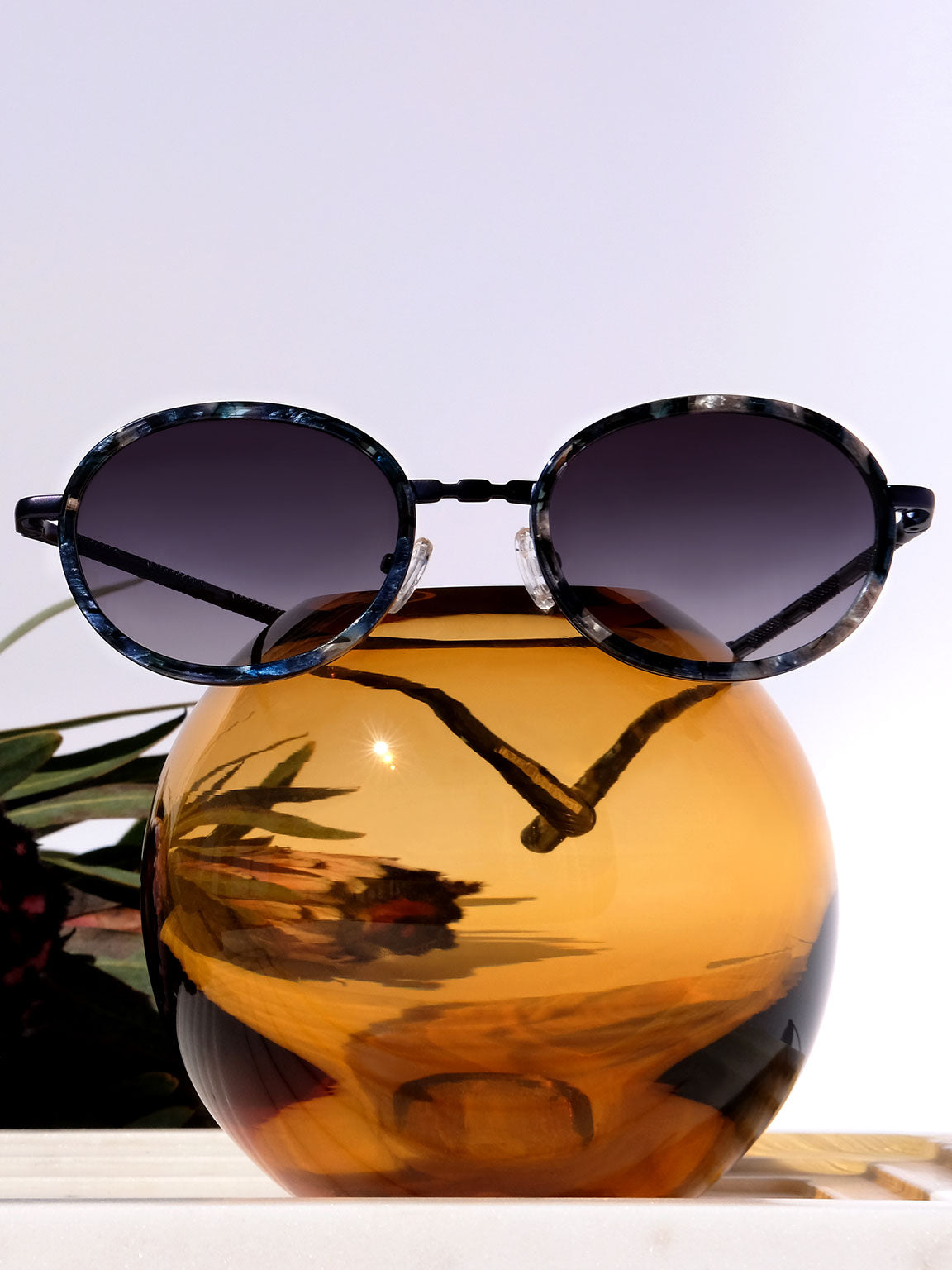 NAVY BLUE CLASSIC UNISEX OVAL SUNGLASSES, BLUE METAL DETAILS. BLUE GRADIENT LENS. ART DECO DESIGN, LIMITED EDITION. DESIGNER EYEWEAR, LUXURY SUNGLASSES. CELEBRITY SUNGLASSES. FEMALE ENTREPRENEUR.