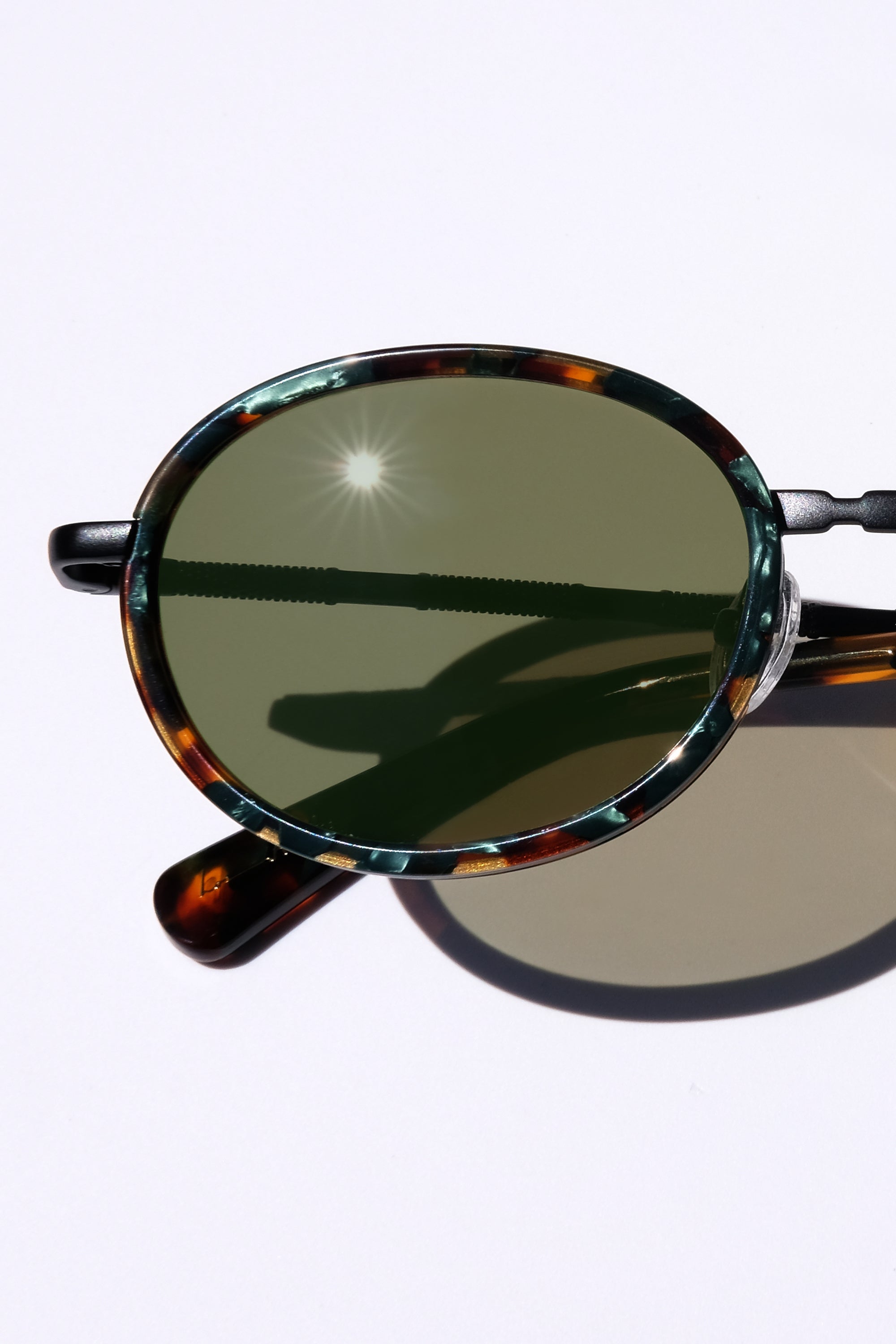 Unisex Glasses, Woman Owned Small business, Classic Round Sunglasses, Classic Oval Metal Glasses, Matte Black Accessories, Art Deco Inspired, Galapagos Island, Wanderlust inspo, marine iguana, eclectic fashion, luxury sunglasses, celebrity style, 