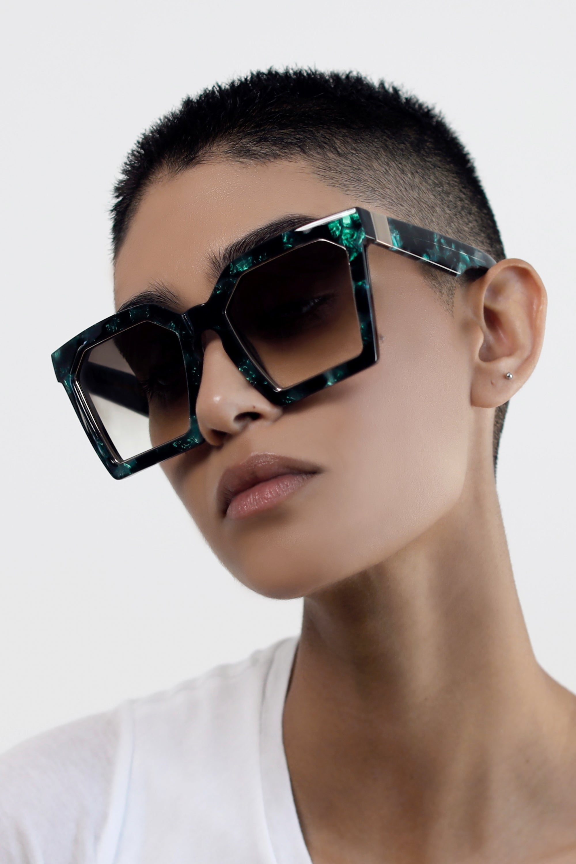 EMERALD GREEN MARBLE OVERSIZED SQUARE UNISEX SUNGLASSES, GOLD METAL DETAILS. BROWN GRADIENT LENS. ART DECO DESIGN, LIMITED EDITION. DESIGNER EYEWEAR, LUXURY SUNGLASSES. CELEBRITY SUNGLASSES. FEMALE ENTREPRENEUR.