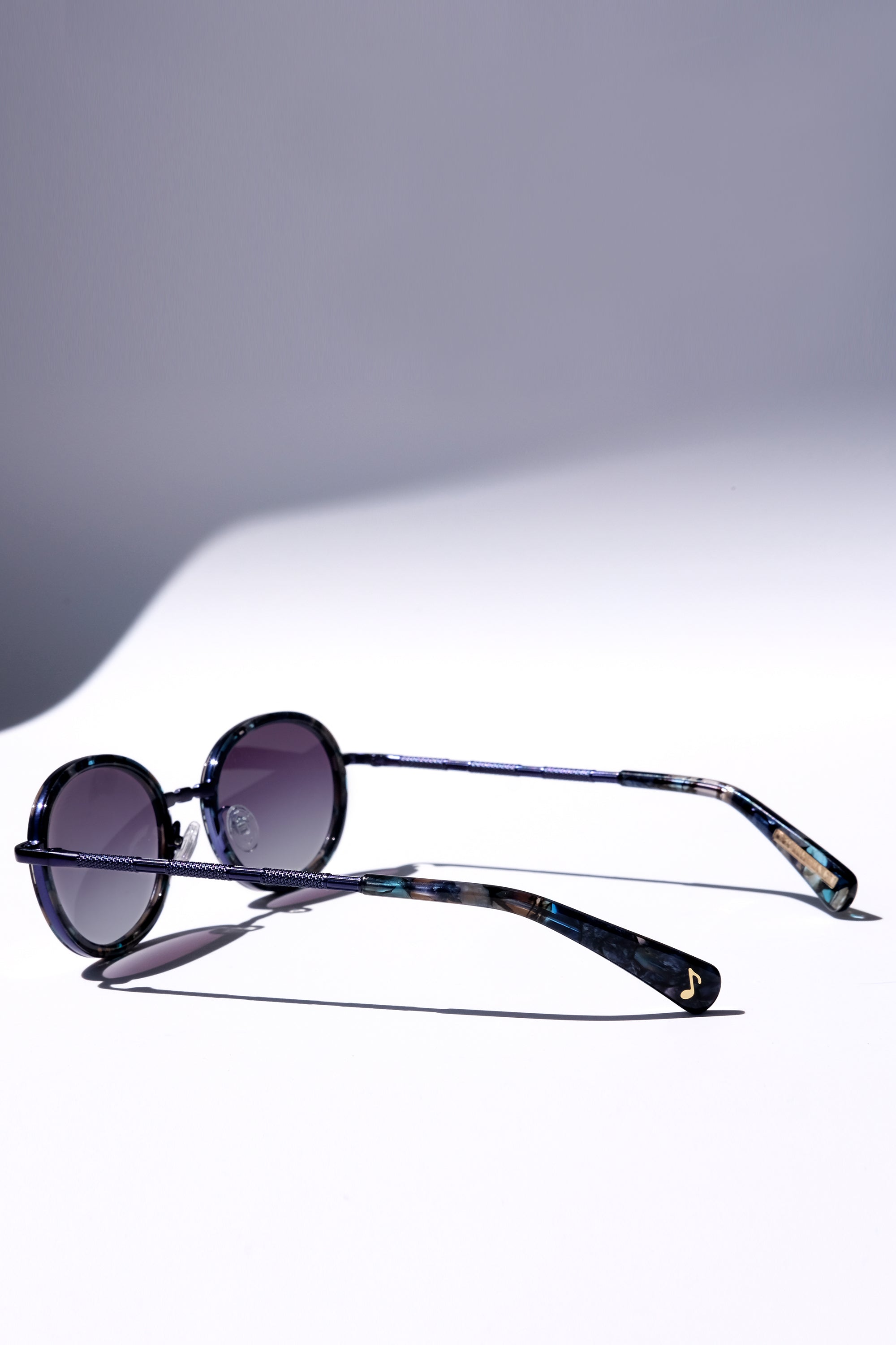 NAVY BLUE CLASSIC UNISEX OVAL SUNGLASSES, BLUE METAL DETAILS. BLUE GRADIENT LENS. ART DECO DESIGN, LIMITED EDITION. DESIGNER EYEWEAR, LUXURY SUNGLASSES. CELEBRITY SUNGLASSES. FEMALE ENTREPRENEUR.