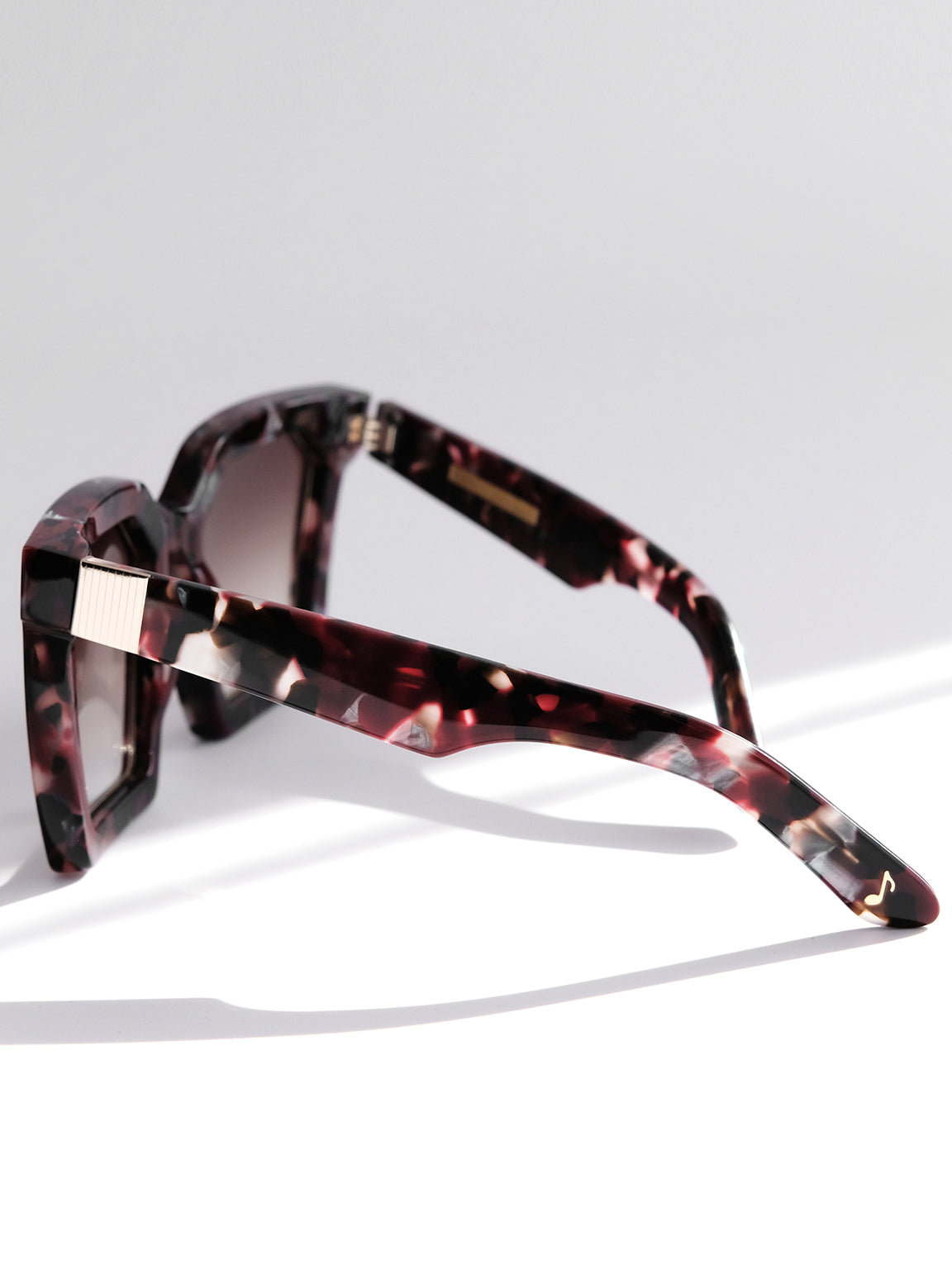 RED MAROON OVERSIZED SQUARE UNISEX SUNGLASSES, GOLD METAL DETAILS. BROWN GRADIENT LENS. ART DECO DESIGN, LIMITED EDITION. DESIGNER EYEWEAR, LUXURY SUNGLASSES. CELEBRITY SUNGLASSES. FEMALE ENTREPRENEUR.